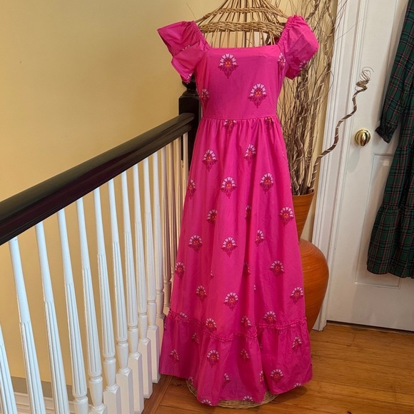 Sugarlips Dresses & Skirts - Sugarlips pink maxi dress with flowers